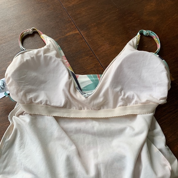 5/$20 Kona Sol size L full coverage swimsuit, white w/tropical print NWT - Picture 6 of 7